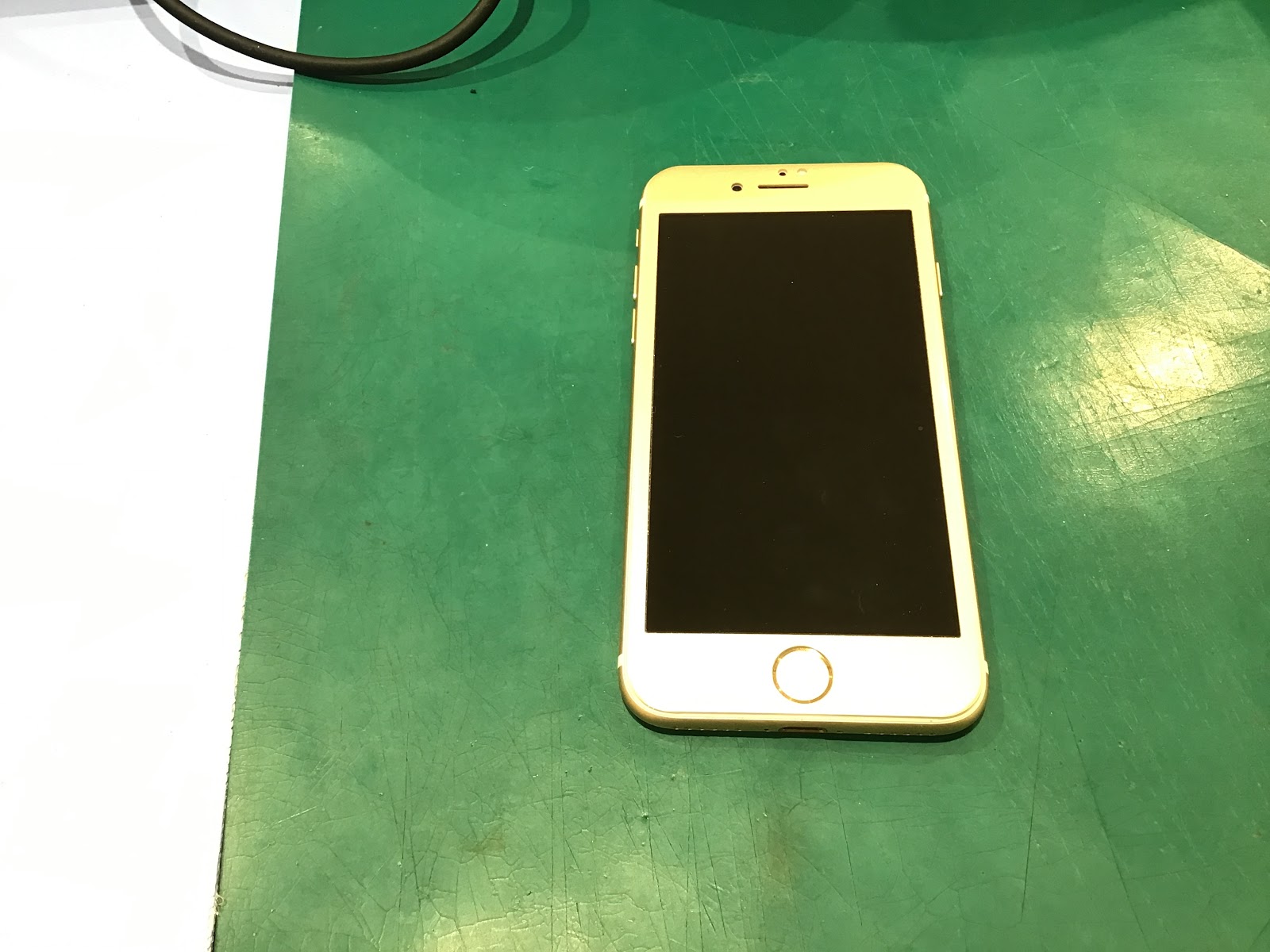 iPhone7のバッテリー交換は、データそのまま・即日修理のスマホ修理工房丸井錦糸町店へ！